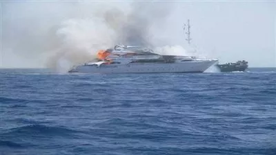 القوات البحرية تنقذ 23 سائحا من حريق بأحد اللنشات في الغردقة