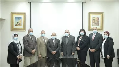 «الأهلي المصري» يطلق مبادرة «دراجتك صحتك» لعملاء بطاقة «ميزة»