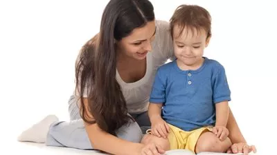 سماع صوت الأم ينشط مراكز مختلفة في مخ الطفل