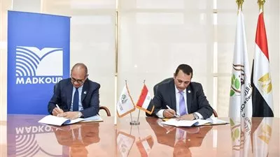 «الريف المصرى» تتعاقد مع «مدكور للمشروعات الهندسية» لمد أراضى غرب غرب المنيا بالكهرباء