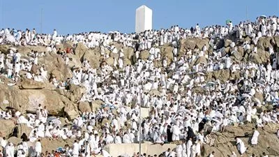 بعثة حج الجمعيات: الإنتهاء من تجهيز مخيمات الحجاج بعرفات ومنى