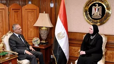 وزيرة التجارة تبحث سبل الاستفادة من برامج «العربية لضمان الاستثمار وائتمان الصادرات»