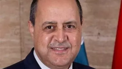 رئيس 