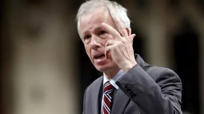 أوتاوا: كنديان بين ركاب الطائرة المصرية ونبحث عن آخرين