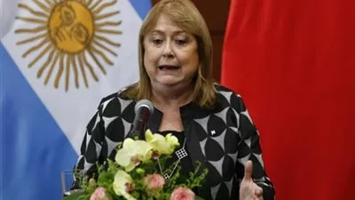 الأرجنتين ترشح وزيرة خارجيتها خلفًا لـ 
