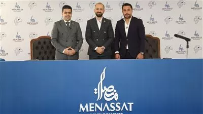 أحمد حسن يوقع عقد إنشاء مركز تأهيل رياضي عالمي في العاصمة الإدارية