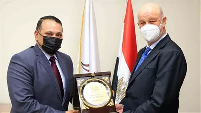رئيس «الريف المصري» يبحث التعاون مع سفير أسبانيا بمشروع الـ1.5 مليون فدان