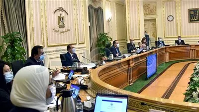 وزيرة الصحة تعلن بدء إجراءات توريد الشحنة الأولى من لقاح أسترازينكا