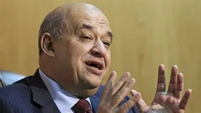 وزير السياحة يلتقى أهالي ضحايا الطائرة المنكوبة