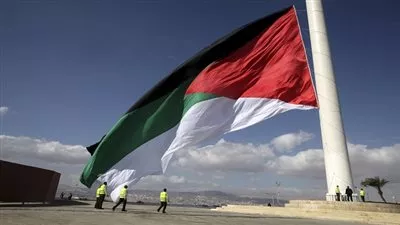 الأردن ينكس العلم حدادا على ضحايا مصر
