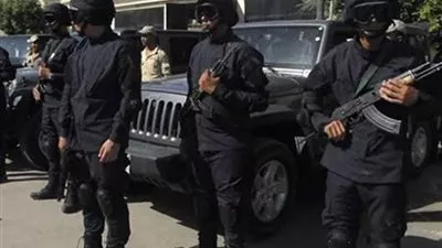 318 قضية مخدرات و10 تشكيلات عصابية و222 سلاح أبيض حصيلة حملات الأمن العام أمس الأول