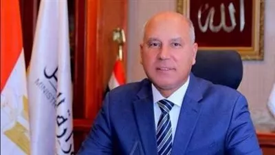 «النقل» تستعرض إجراءات تسهيل حركة التجارة في الموانئ