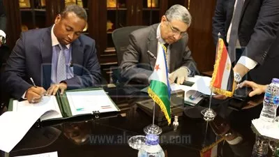 توقيع بروتوكول بين مصر وجيبوتى لتعزيز التعاون بمجال الكهرباء والطاقة المتجددة
