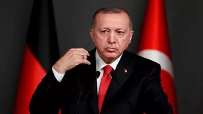 بعد رفع أسعار الفائدة.. أردوغان يقيل محافظ البنك المركزي التركي