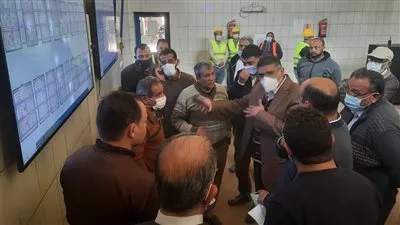 مسئولو جهاز 6 أكتوبر يتفقدون مشروعي مأخذ المياه العكرة ومحطة محولات الكهرباء
