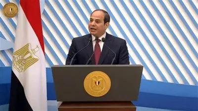 السيسي يوجه البنك المركزي بمنع التمييز ضد المرأة في منح القروض