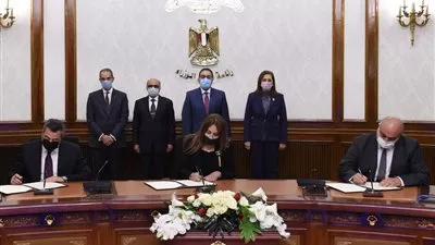 تشغيل فروع توثيق متنقلة تتبع مصلحة الشهر العقاري