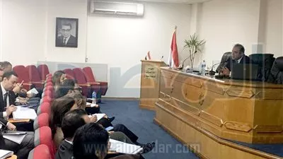 تعاون بين 