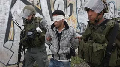 قوات الاحتلال الإسرائيلي تقتحم عدة مدن بالضفة الغربية وتعتقل 15 فلسطينيًا