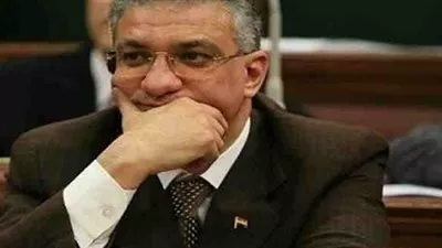 زكي بدر يوجه بضرورة حصر معوقات الاستثمار ومتابعة خدمات ذوي الاحتياجات الخاصة