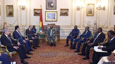 تفاصيل لقاء شريف إسماعيل ورئيس بوركينا فاسو