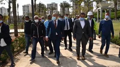 وزير الإسكان يتفقد مشروع تطوير «بحيرة عين الصيرة»