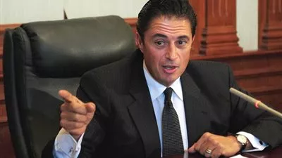 محافظ الإسكندرية: المواصلات بالمجان اليوم لتشجيع المواطنين على الذهاب للجان الاقتراع