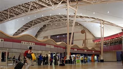 بعد توقف عام و9 أشهر.. وصول أول رحلة طيران من التشيك لشرم الشيخ