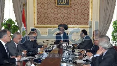 رئيس الوزراء يوجه بتوفير الخدمات المناسبة للحجاج