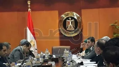 لجنة إعداد لائحة قانون الاستثمار تعقد اجتماعها الثاني لإنهاء المسودة الأولى