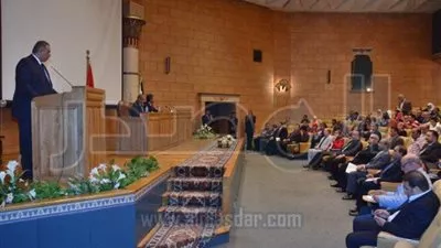 وزير الطيران يلتقي ممثلي 