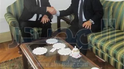 وزير السياحة يبحث مع السفير البولندى رفع حظر السفر إلى مصر