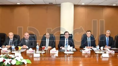 وزير البترول: تنفيذ برنامج طموح للوفاء باحتياجات الصعيد