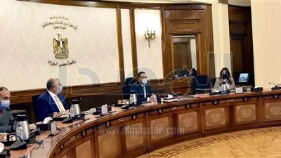 رئيس الوزراء يتابع الموقف التنفيذي لـ «منظومة الري الحديث»