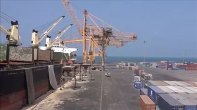  إغلاق موانىء البحر الأحمر والسويس لسوء الأحوال الجوية