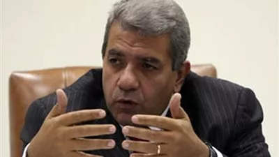 الحكومة تبدأ صرف رواتب شهر يونيو للعاملين بالدولة اليوم