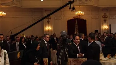 السيسي: الإرهاب يتطلب وقفة حقيقية.. ولن نسامح من يمول قتل أبنائنا