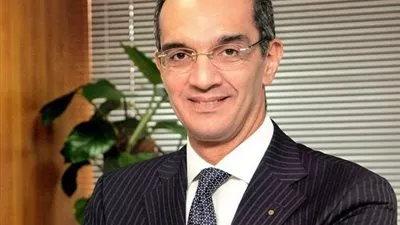 وزير الاتصالات يفتتح ويتفقد عددا من مشروعات تكنولوجيا المعلومات والبريد بدمياط