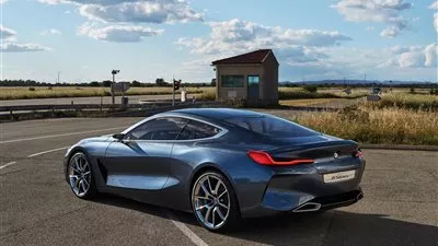 BMW  تعلن عن طرح سيارة الفئة الثامنة الرياضية الجديدة 