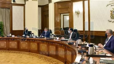 مدبولي: اهتمام رئاسي كبير للنهوض بصناعة الغزل والنسيج