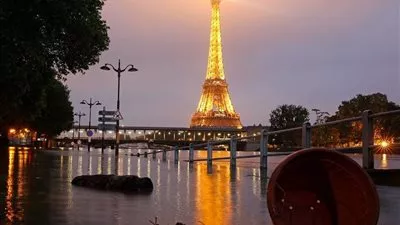 إغلاق متحفي اللوفر ودورساي بباريس خوفًا من غرقهما 