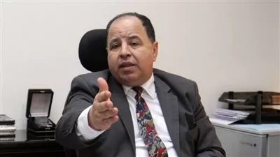 معيط: توحيد المعاملات الإجرائية والمستندية بالمنافذ الجمركية