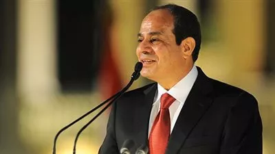 السيسى يلتقى نظيره الهندى ويدعوه لزيارة مصر