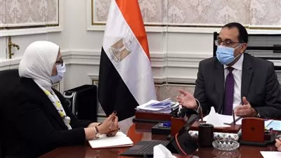 مدبولي: تكليفات رئاسية بالتوسع في توزيع لقاحات كورونا