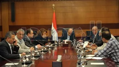 مجلس الوزراء: انتقال 50 سيارة إسعاف لمنطقة حطام الطائرة الروسية بسيناء