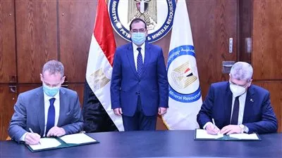 مذكرة تفاهم بين بتروجت وشركة إسبانية لتصنيع المعدات الحرارية محلياً