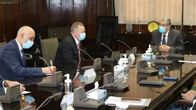 وزير الكهرباء يبحث مع «هيتاشي» تعزيز التعاون وزيادة الإستثمار في مصر