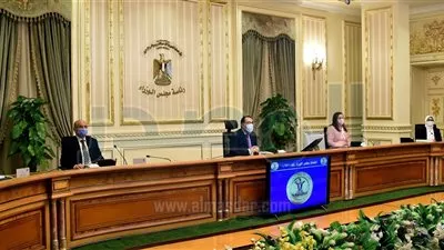 مدبولى: تشكيل لجنة وزارية لبحث أُطُر عودة العمالة المصرية إلى ليبيا