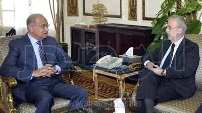 رئيس الوزراء يبحث زيادة الإستثمارات والمشروعات المشتركة بين مصروأسبانيا