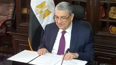 700 مليون جنيه لتطوير شبكات توزيع الكهرباء في جنوب سيناء